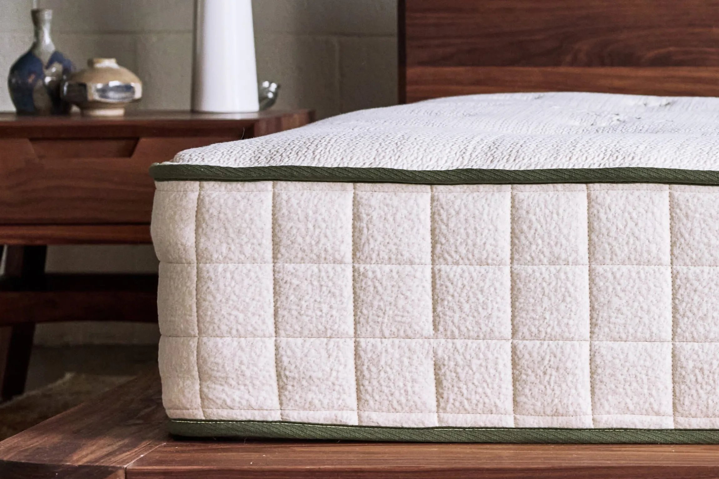 Avocado Green Hybrid Firm Mattress 11.5"