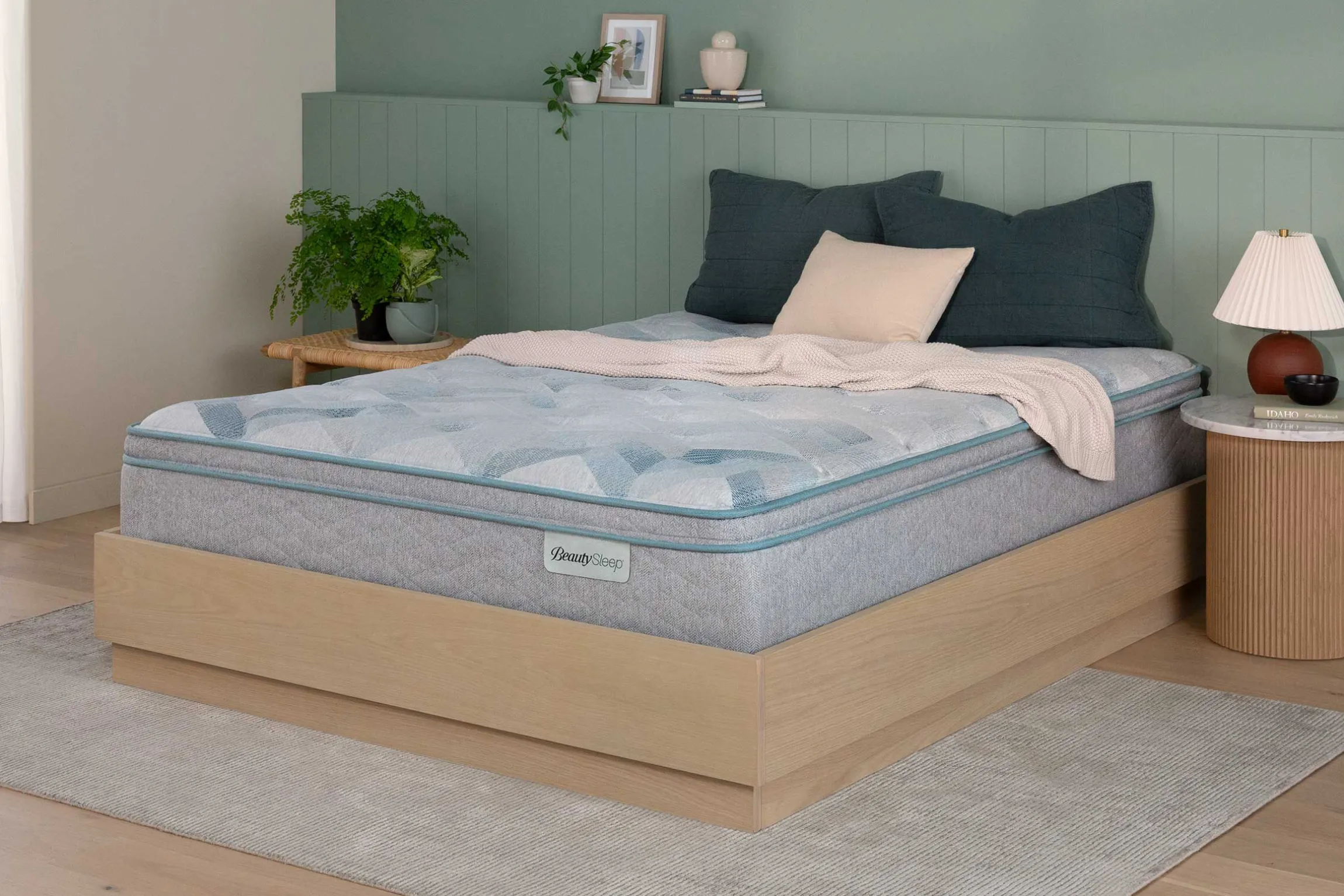 BeautySleep Dream Weaver Medium Pillow Top Mattress 14.25"