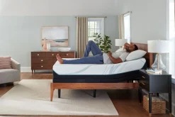 Tempur-Pedic Adapt Medium Hybrid Mattress 11