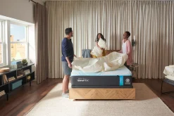 Tempur-Pedic TEMPUR-LuxeBreeze 2.0 Medium Hybrid Mattress 13